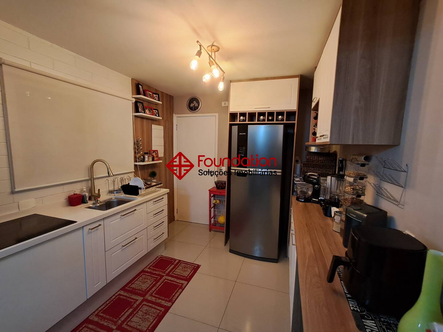Casa de Condomínio à venda e aluguel com 3 quartos, 200m² - Foto 10